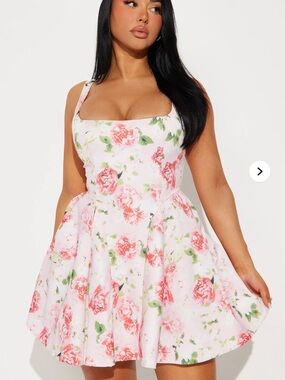 NWT Never worn Fashion Nova Giselle Floral Mirco Mini Dress XL